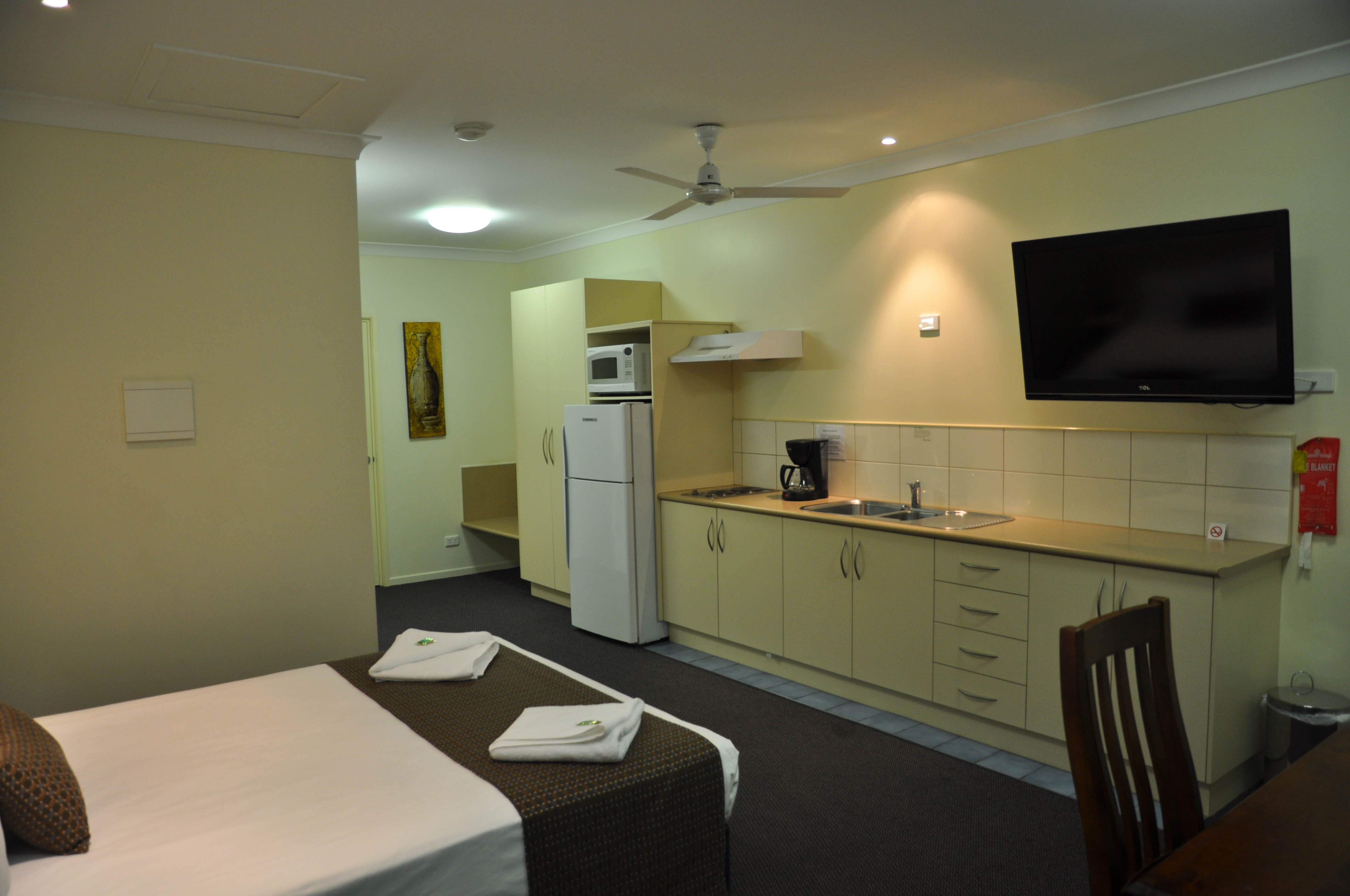 Bluewater Harbour Motel Bowen s Self Contained Room s