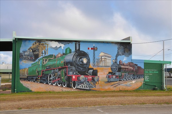 One of Bowen's many murals